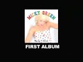 le premier single de micky green