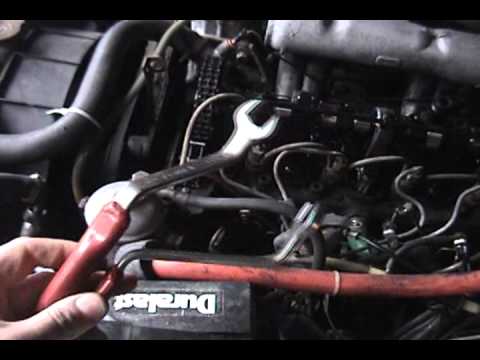 1972 Mercedes-Benz 220D – valve adjustment DIY and tips