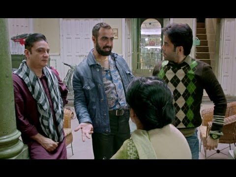 Ranvir - Ranvir Shorey blames Tusshar Kapoor for taking Vishaka Singh into too much confidence. As she failed to hint about Ravi Kissen's entry, the duo were unable t...