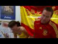 EL BESO DE IKER Y SARA, MAS O MENOS.