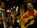 Dio come ti amo cantada em cantina no bairro do bixiga Dio come ti amo cantada em cantina no bairro do bixiga