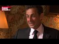 cinq lectrices de femme actuelle ont eu la chance de rencontrer carla bruni-sarkozy dans ses appartements priv�s de l�elys�e, pour une interview exclusive. au cours de cette rencontre rare, le pr�sident a fait la surprise de d�une visite impromptue dans leurs salons priv�s. tout en d�contraction, nicolas sarkozy a discut� quelques minutes avec les lectrices et a pr�sent�, avec sa femme, leurs compagnons � quatre pattes. d�couvrez en exclusivit� et en vid�o ces moments intimes du couple pr�sidentiel.