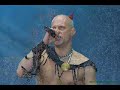 das lied unterlegt mit bildern der band