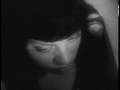 clip video Bif Naked Tell On You