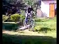 bosse en vélo