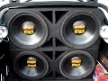 Parati Xbass apavorando no Destroy car Video 2