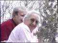 videos de easter egg hunt family and howell