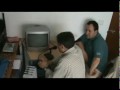 Este es uno de los cursos que imparte la Asociación Culturas Unidas en Madrid. Informática, español, inglés, costura, video y, en este caso, locución.