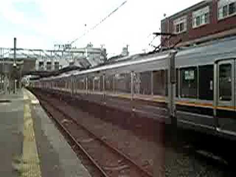 JR福知山線207系 塚口駅発車 JR Fukuchiyama Line series 207