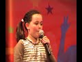 Nienke met de beugel bij kvk songfestival voorrondes 2008