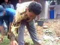 Peletakan Batu Pertama untuk mendirikan SD PADET