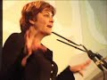 http://mouchnik.blogspot.com/

il leur restait 3 jours pour convaincre. trois petites journ�es avant la fin de cette campagne. les verts ont donc mis un point d'honneur � finir �a en dansant. apr�s tout �a sert � rien de se morfondre � la maison en machouillant du tofu. donc lyon, the place to be, a accueilli le dernier meeting des verts sur l'ancienne plateforme p�troli�re du quai augagneur. au final le meeting �tait plus cool que la soir�e qui suivait. dominique voynet et c�cile duflot, � bout de forces ont lach� leur dernier discours, un brin d�sabus�es. ensuite domi est pass�e derri�re les platines pour lancer la soir�e. la suite on la connait, une soir�e moyenne et 1,57% hier.

http://mouchnik.blogspot.com/