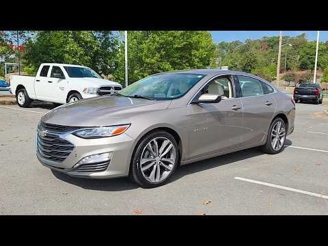 Used 2024 Mineral Gray Metallic CHEVROLET LT image 1