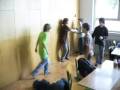 Studio gangsterI v triku uvadi...