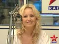 au cours d'un passage � la roche-sur-yon (85) dans les studios de virgin radio vend�e.