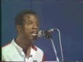 Anzele Mwambu (Zaiko langa langa)
