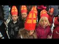 Sinterklaas komt met de AMBULANCE 2010