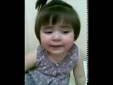 بنات صغيرة