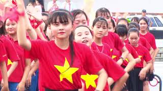 Cùng tự hào về đất nước Việt Nam qua màn đồng diễn dân vũ của hơn 300 thanh thiếu nhi thành phố Uông Bí 