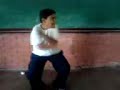 Victor bailando changa en el liceo