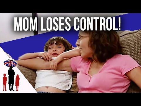 Latin guy fucks milf