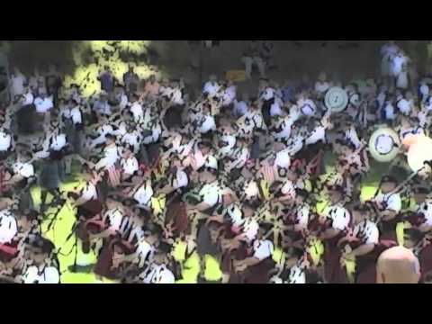 Syracuse Scottish Games 2011 - Mass Pipe Bands - Cartoon effect