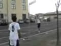 calcio volante a girare
