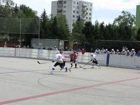 HBK 87 Skalica - LG AZhokej Bratislava 3:0