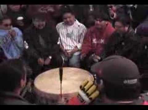 Northern Cree - Smilin'