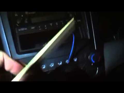 how to fix a cd player in a car that is jammed