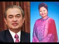 Tidak salah bagi seorang manusia mengenangkan isteri yang sudah pergi!Sebagai seorang manusia yang memiliki sifat bersyukur adalah terpuji jikadibandingkan daripada manusia yang suka menfitnah.Kepada pihak pakatan pembangkang, berhenti buat fitnah!Allah nampak perbuatan hambanya!Rakyat juga telah sedar akan taktik kotor pakatan pembangkang yang sanggupmelakukan apa sahaja termasuk menghalalkan cara demi hasrat menikmatidunia semata-mata.  Adakah ulamak yang gilakan kuasa untuk memerintah dunialayak digelar ulamak!Bukankah ulamak adalah mereka yang menyuruh kepada kebaikan dan mengabdikan dirikepada Allah dan semata-mata untuk mendapat manfaat akhirat.Inilah dunia akhir zaman!Semua isu rasuah disalahkan pada kerajaan dan menjadikan seolah-olah pakatanpembangkang sempurna sifatnya malahan tidak mengaku kesilapan malahankesilapan mereka di salahkan kembali kepada kerajaan.COntohnya seperti isu babi.  Bukankan PKR PAS DAP yang memerintah danmempunyai kuasa untuk membatalkan projek mengapa pula kerajaan dipersalahkan keranakononnya terlibat secara langsung.  Selangor adalah di bawah kuasa PKR PAS DAP dan bukandi bawah kerajaan!  Mereka harus terima hakikat!Insaflah wahai manusia!Jadilah manusia yang mampu berfikir!Jangan hanya mejadikan Harakah sebagai buah pendapat fikiran keranaRM2.50 bukan harga yang mampu dibeli oleh orang miskin.