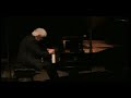 marlos nobre, frevo n� 2 para piano, opus 105, 1� vers�o da obra.
este frevo n� 2 foi escrito em homenagem aos 80 anos do escritor ariano suassuna, grande amigo de marlos nobre.
este v�deo registra a 1� audi��o mundial desta 1� vers�o da obra pelo compositor ao piano no teatro de santa isabel, recife,pernambuco, x� festival internacional de musica virtuosi,   dezembro 2007,com a presen�a no p�blico do escritor ariana suassuna, a quem a obra � dedicada.