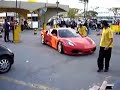 Ferrari acelerando na chegada ao Salao do Automovel 2006