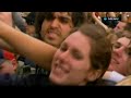 Klaxons-Perform-Gold