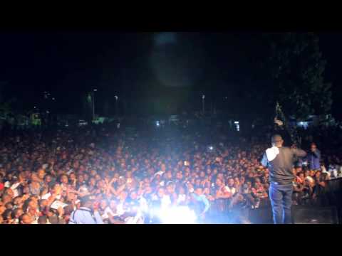 Timaya Performs Dem Mama Live At The Trek - Uyo