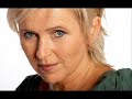 Andrea Croonenberghs - A million paper flowers Andrea Croonenberghs - A million paper flowers