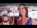 Over zes weken wordt de nieuwe Misses Globe Belgium gekozen. Hoog tijd dus dat de veertig finalistes gracieus leren defileren op een catwalk. En wie anders kan hen dat beter leren dan Daisy Van Cauwenbergh, ex-Miss Belgié én winnares van de eerste internationale Mrs. Globe-verkiezing? Daisy was ook heel even organisatrice van Misses Globe Belgium, maar na haar financiële en juridische perikelen van vorige zomer beperkt ze haar rol tot die van coach. Meer info: www.missesglobebelgium.be www.d-goodlife.be www.nachtvanbeautyenwellness.be www.schoonheidsschool.be