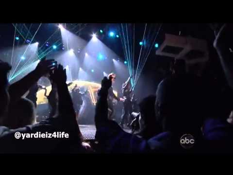 Billboard music awards - Justin performing Take You at the Billboard Music Awards! Twitter : https://twitter.com/StevenBieber.