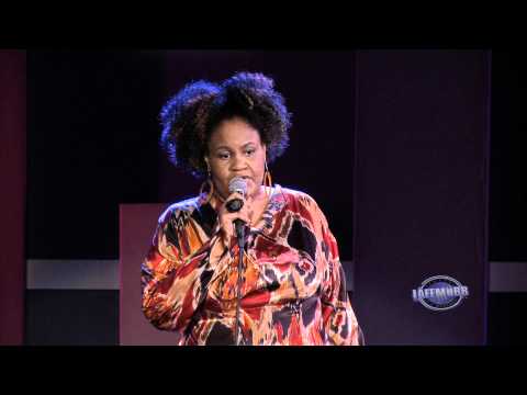 Laff Mobb Presents Roz G - How threesomes really work...