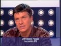 durant la coupe du monde de football 2006, marc-antoine haffreingue s'est balad� dans les bars retransmettant les matchs de la coupe du monde pour l'�mission 100% foot d'estelle denis sur m6. avec sa t�l�commande, il s'amusait � �teindre les t�l�s et �nerver les gens.
ici pendant le match france-togo