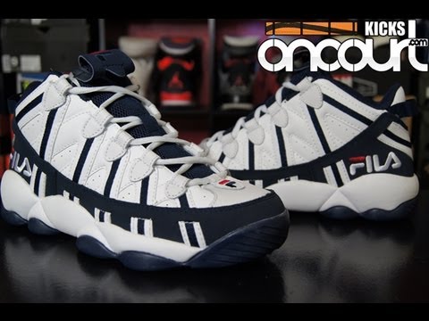 fila - Here is a detailed look at the FILA Spaghetti from the Tradition Pack. Be sure to stay tuned to http://www.KicksOnCourt.com for all of your performance needs...