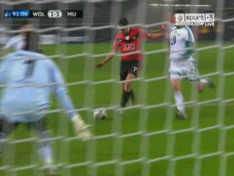 Hat-Trick de Owen ante el Wolfsburg