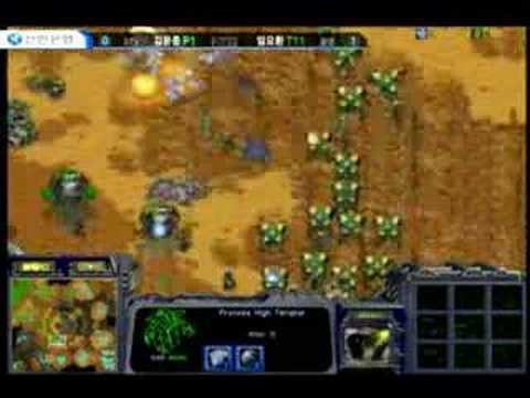 BOXERGREEN - Hey all, A single game here of Boxer fighting! Boxer is on a 7-game losing streak against Protosses - how will he fare against the young Shuttle? Proleague m...