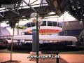 paseo por los jardines del guadalquivir tres meses antes de la inauguraci�n de expo�92. tambi�n incluye subida a la torre mirador.