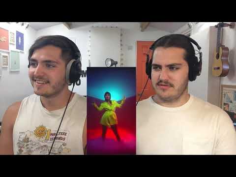 Twin Musician's REACT - Little Mix - Break Up Song (Official Vertical Video)
