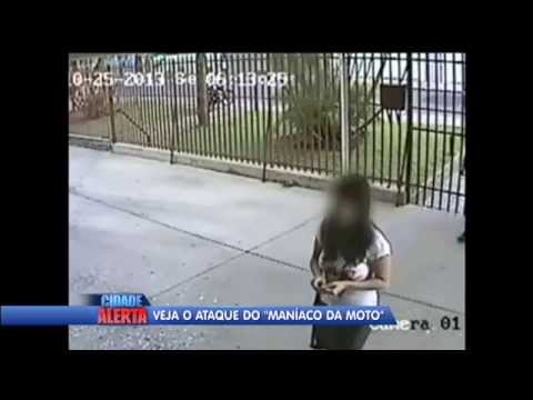 Câmera de segurança flagra Tarado atacando jovem Cidade alerta Completa