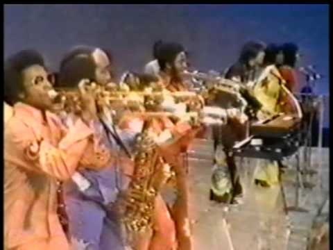 Soul Train Shake Your Booty KC & Sunshine Band