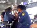 policias en microbus