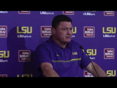 Video: Ed Orgeron: Leonard Fournette 'Is The Best Player In America'