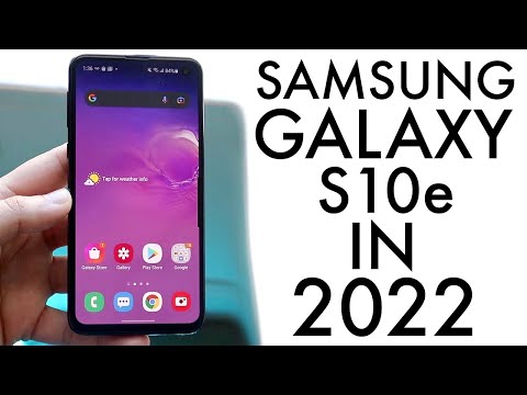 Samsung Galaxy S10e In 2022! (Still Worth It?) (Review)